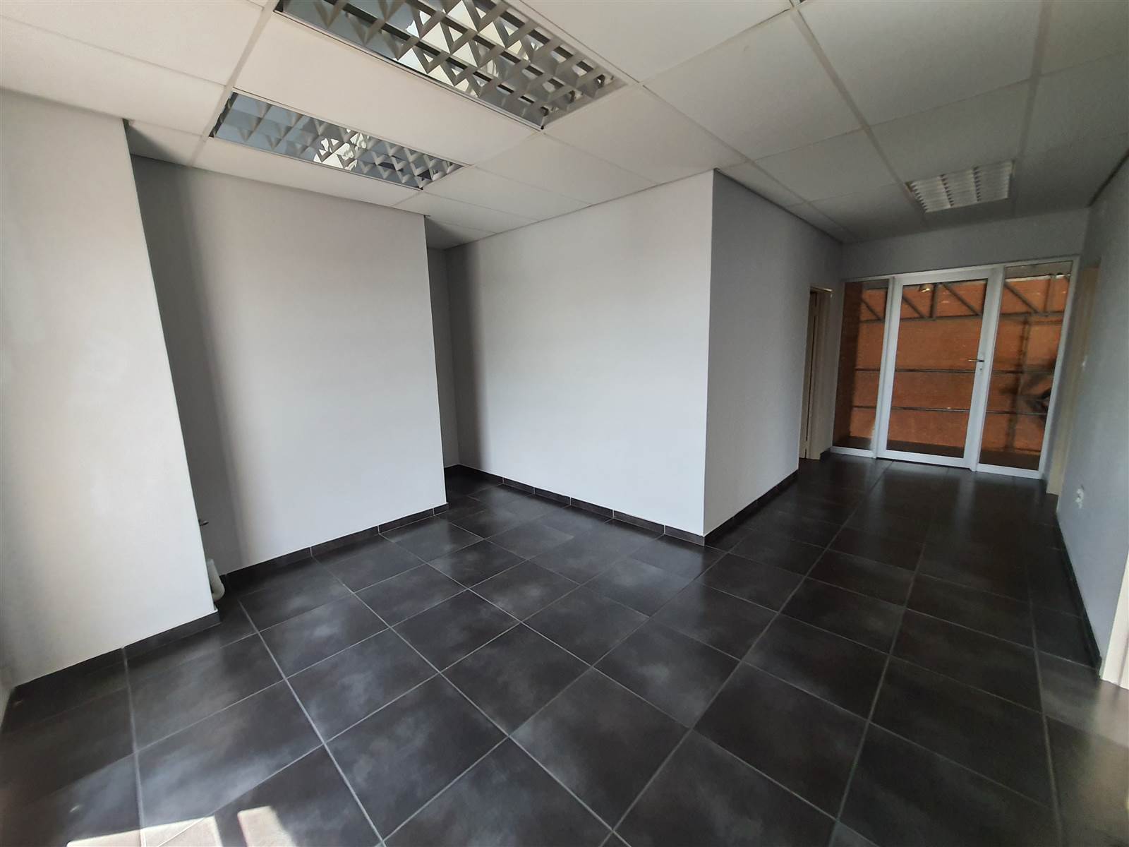620  m² Industrial space in Gosforth Park photo number 8