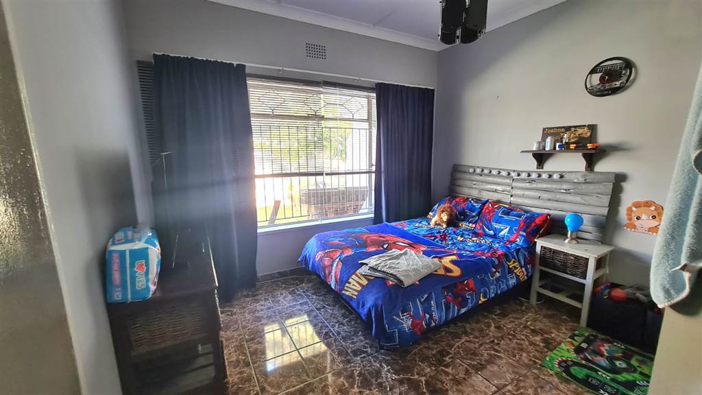 3 Bed House in Kempton Park Central photo number 8