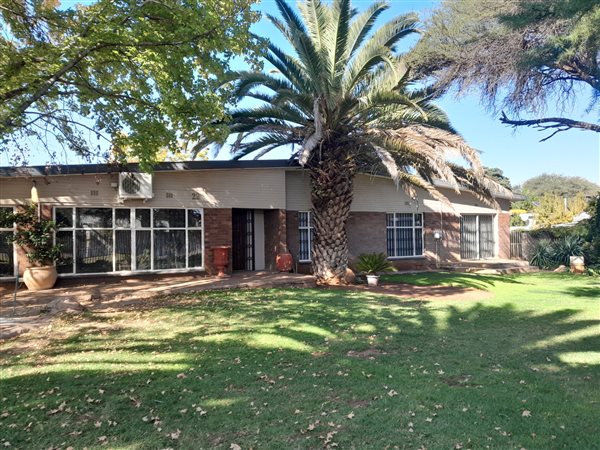 5 Bed House in Kuruman