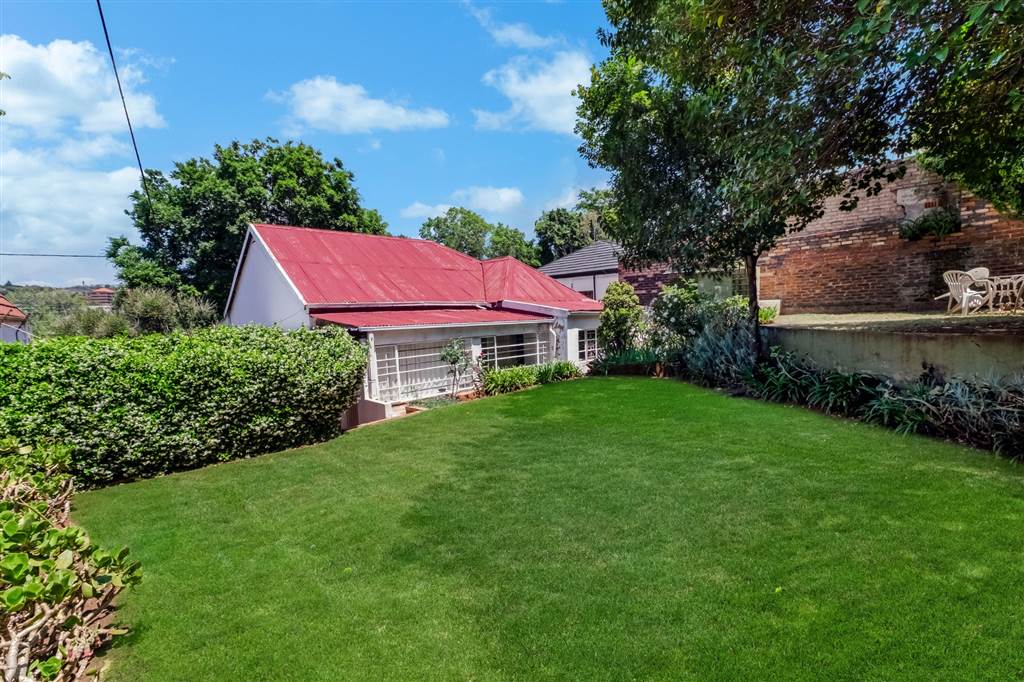 3 Bedroom House 3 Bedroom House