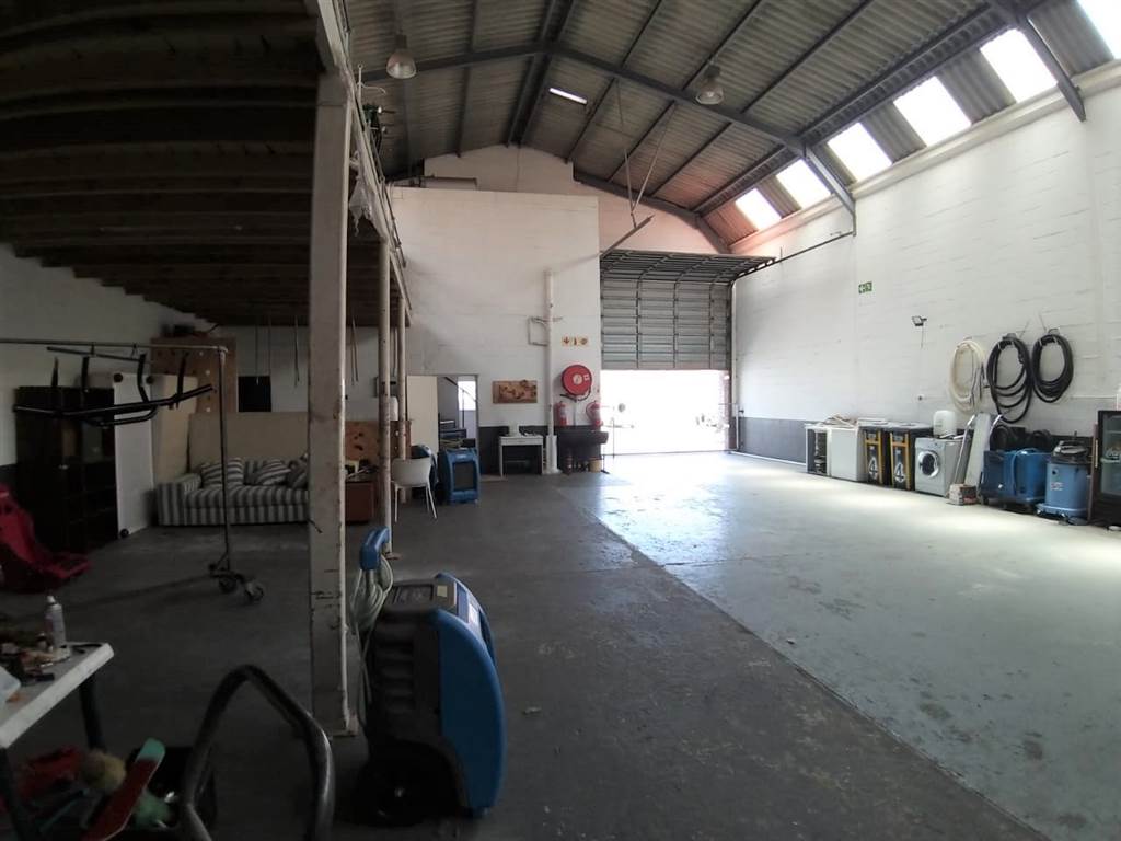 320  m² Industrial space in Killarney Gardens photo number 5