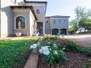 4 Bed House in Cornwall Hill