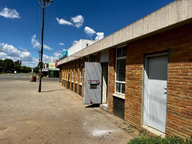 223  m² Commercial space in Petrus Steyn photo number 11