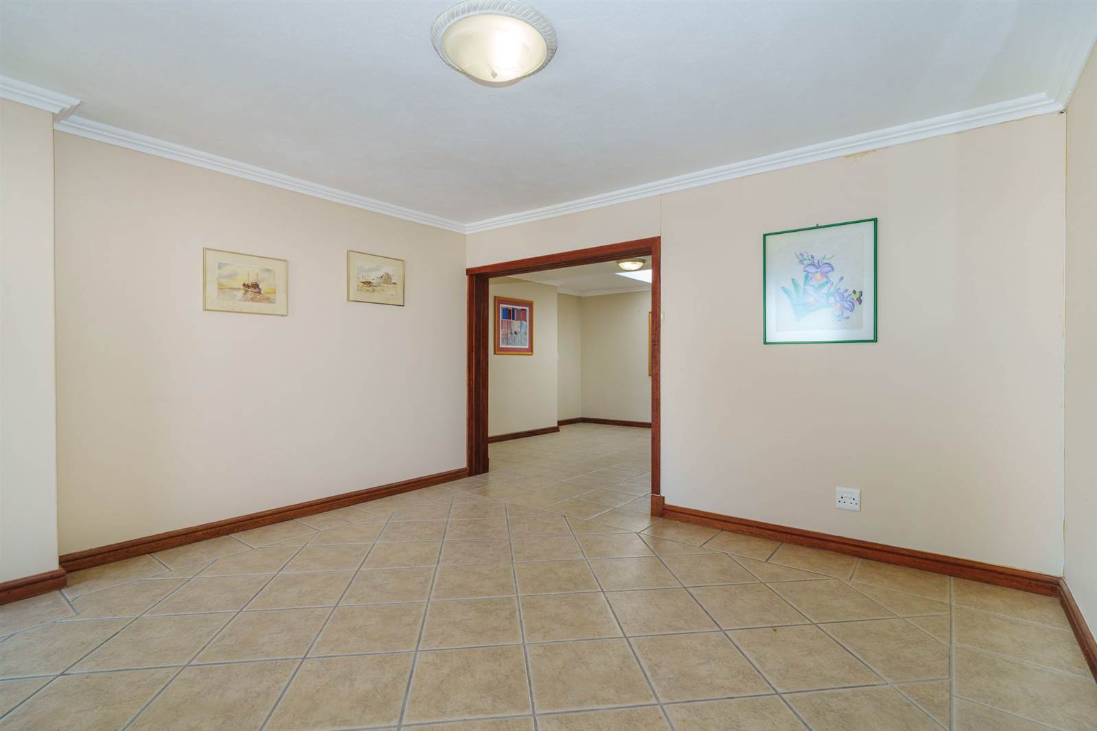 4 Bed House in Simons Town photo number 25