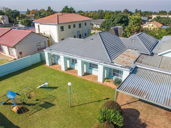 3 Bedroom House 3 Bedroom House