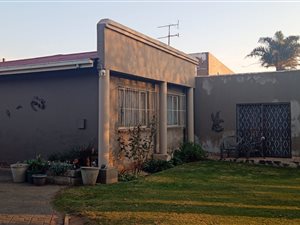 3 Bed House in Van Dyk Park