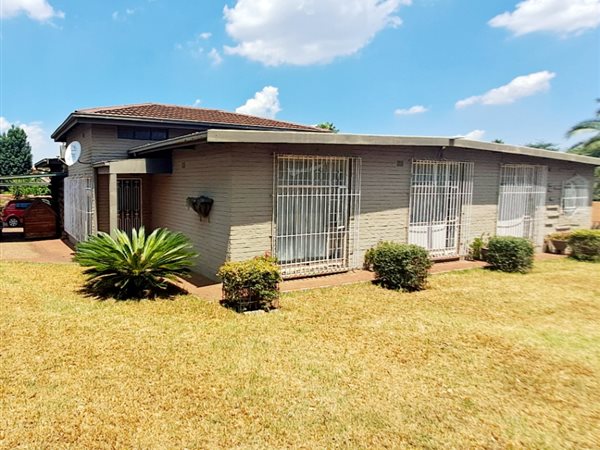 3 Bed House in Castleview
