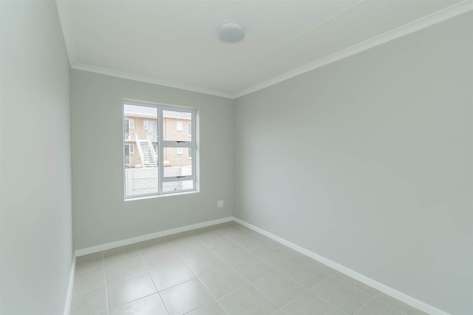 2 Bed Simplex in Fairview photo number 21