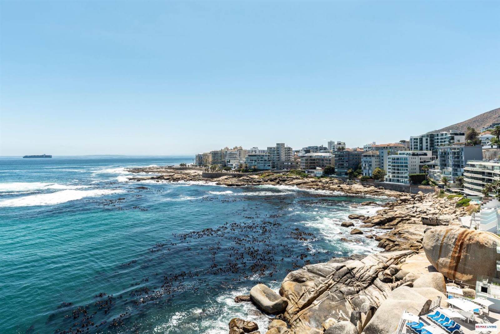 2 Bed Apartment in Bantry Bay photo number 19