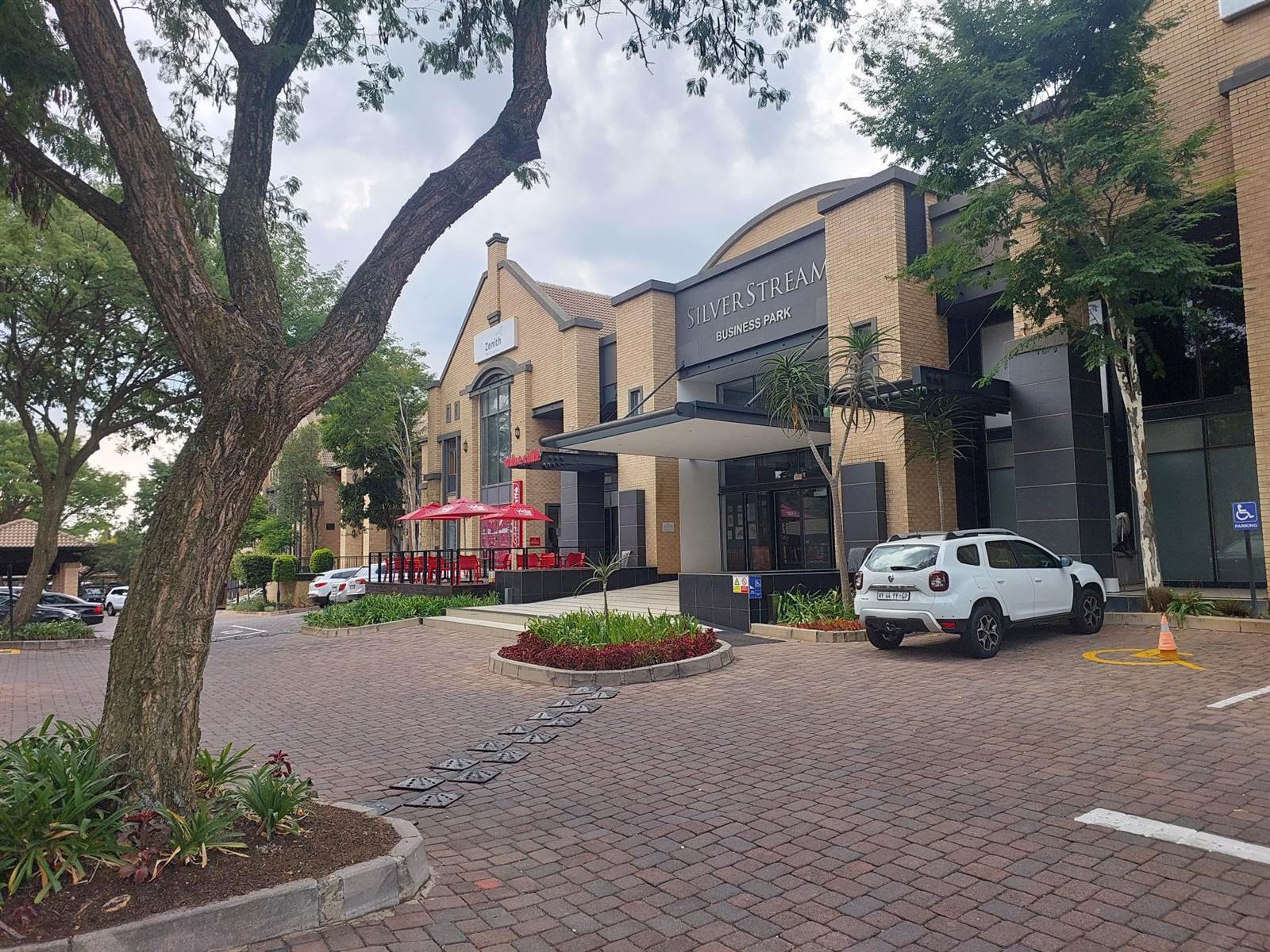 360  m² Commercial space in Bryanston photo number 17