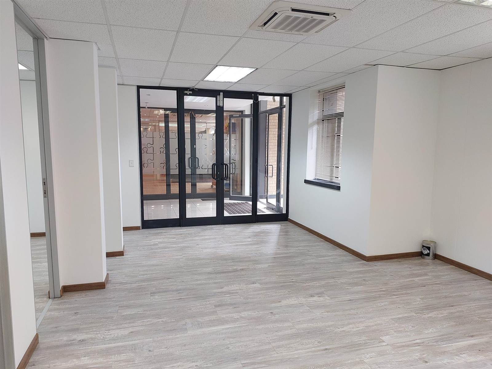 360  m² Commercial space in Bryanston photo number 5