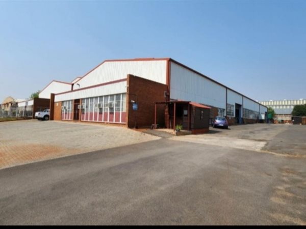 3 846  m² Industrial space