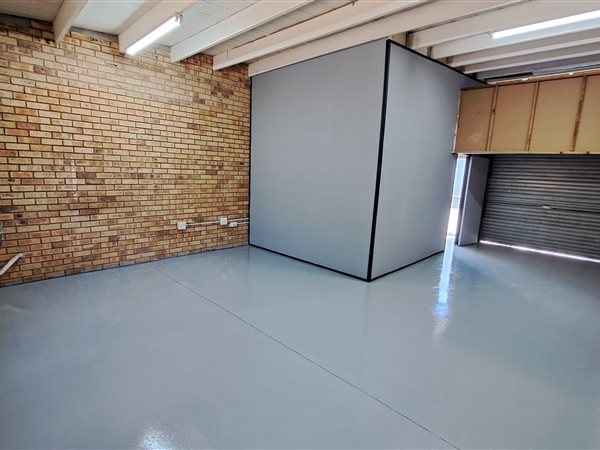 60  m² Commercial space