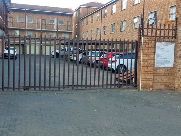 1 Bed Flat in Kempton Park Central