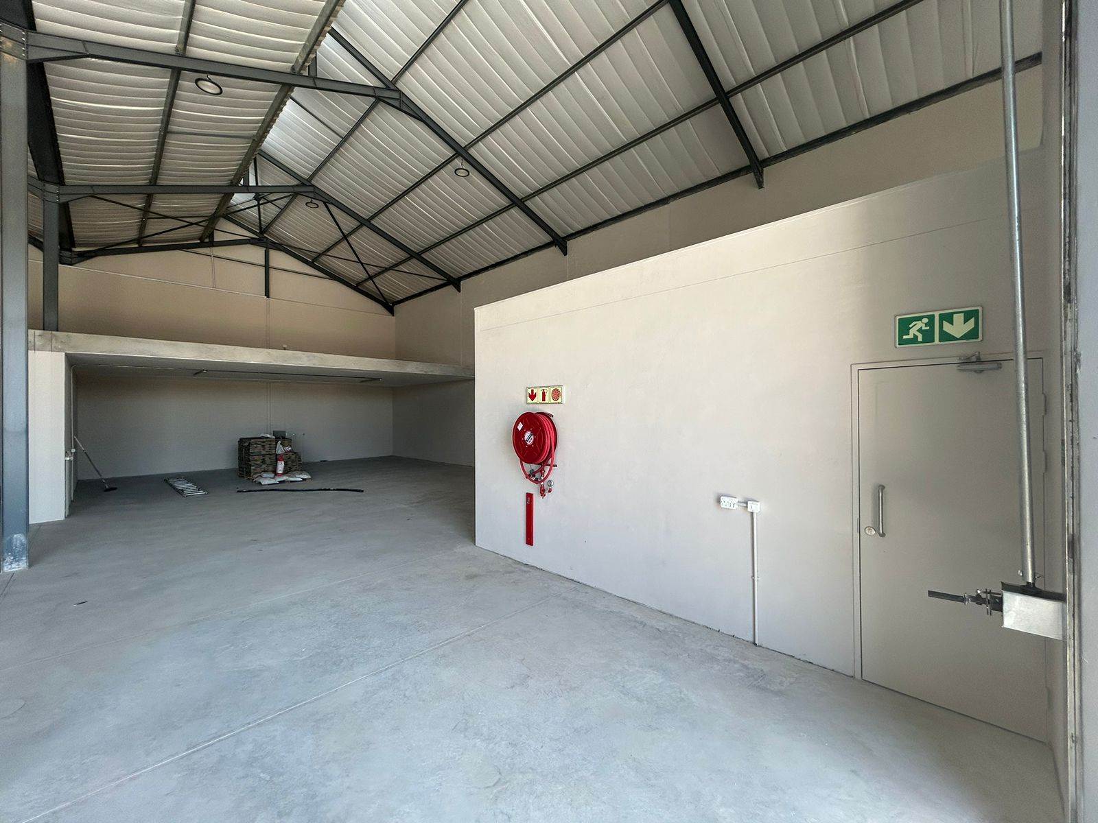 302  m² Industrial space in Durbanville Central photo number 3