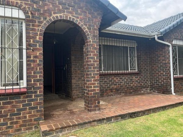 4 Bed House in Bedfordview