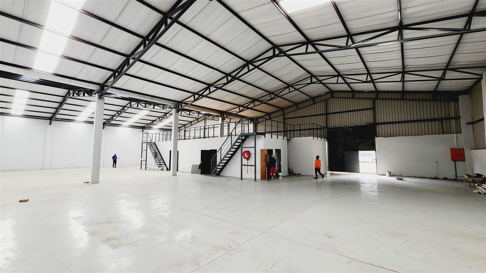 1125  m² Industrial space in Roodepoort Central photo number 3