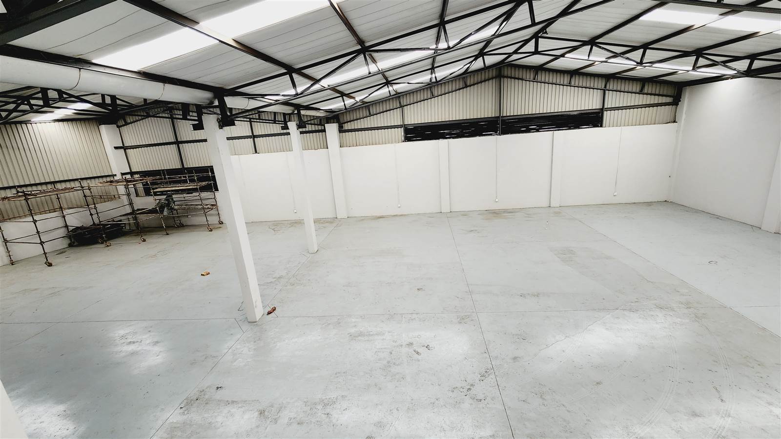 1125  m² Industrial space in Roodepoort Central photo number 10