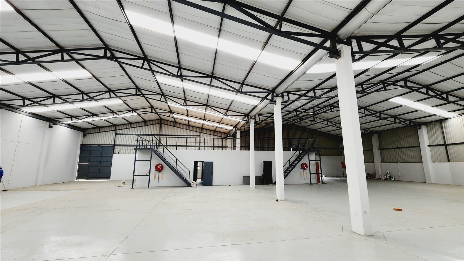 1125  m² Industrial space in Roodepoort Central photo number 5