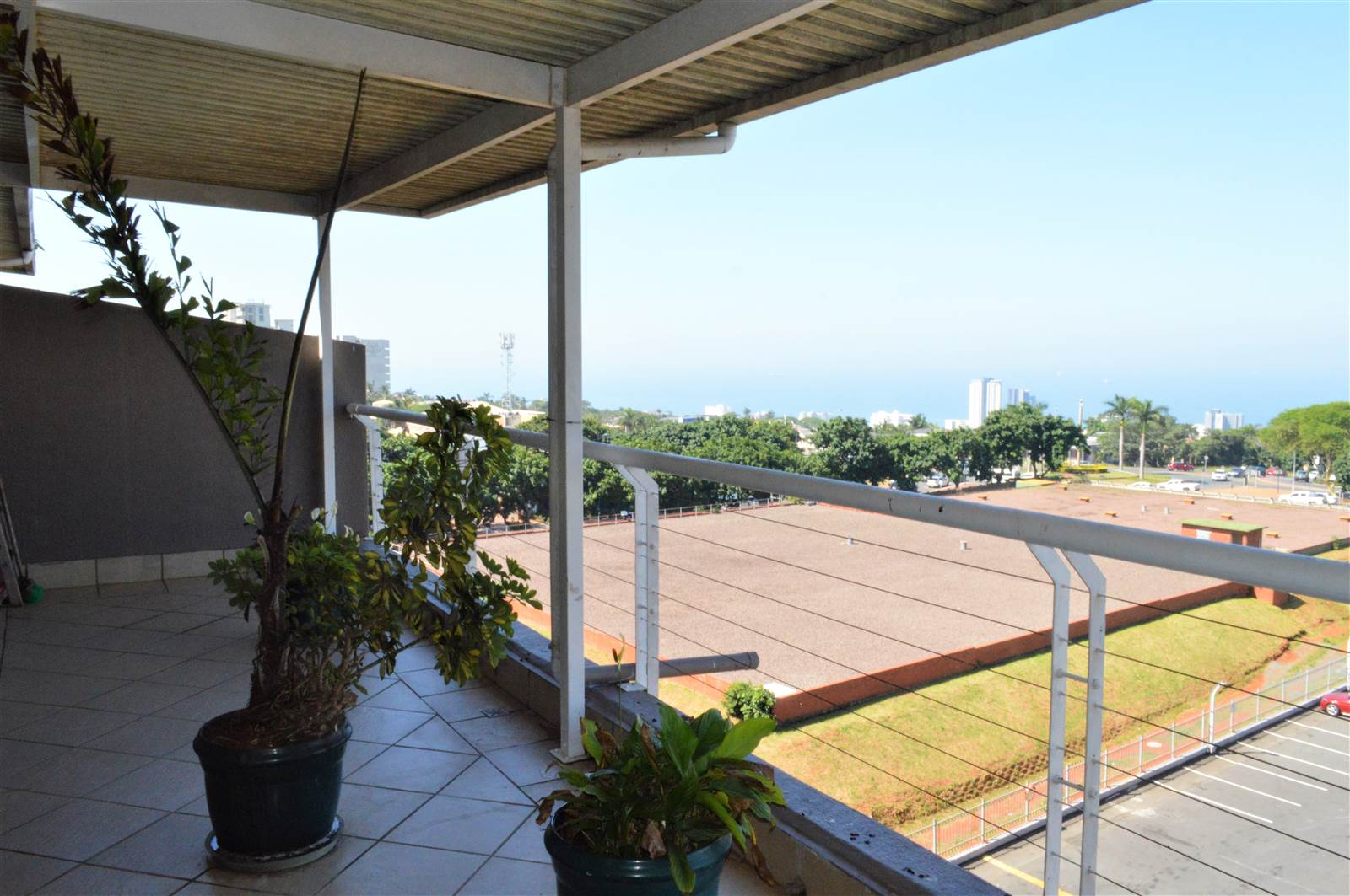 4 Bed Flat in Umhlanga Rocks photo number 8