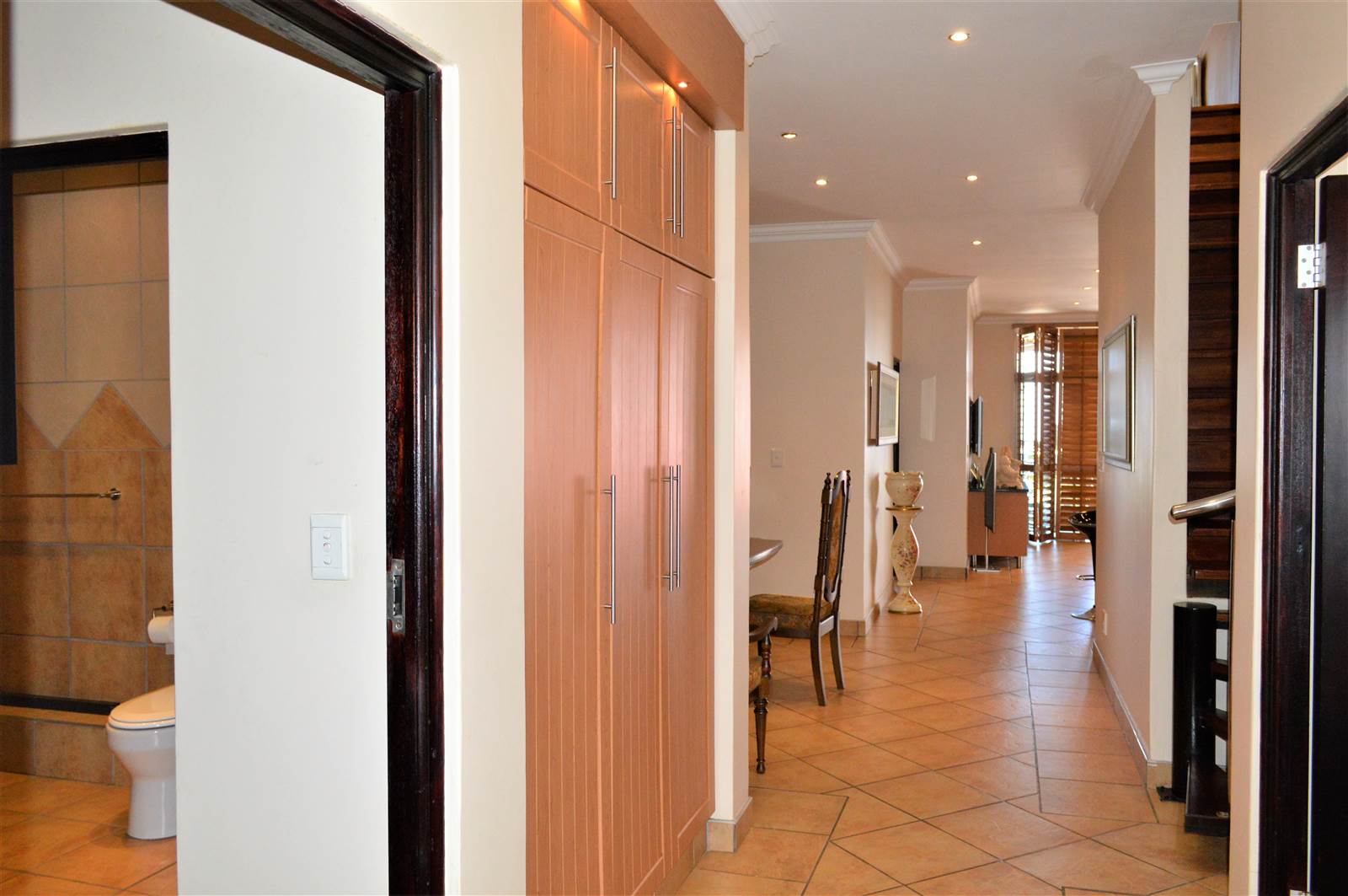 4 Bed Flat in Umhlanga Rocks photo number 9