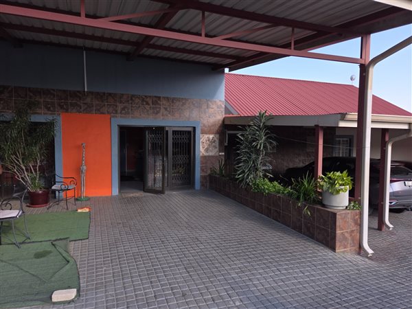 119.7  m² Office Space
