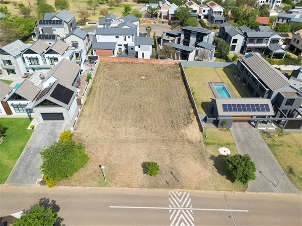 1 000 m² Land