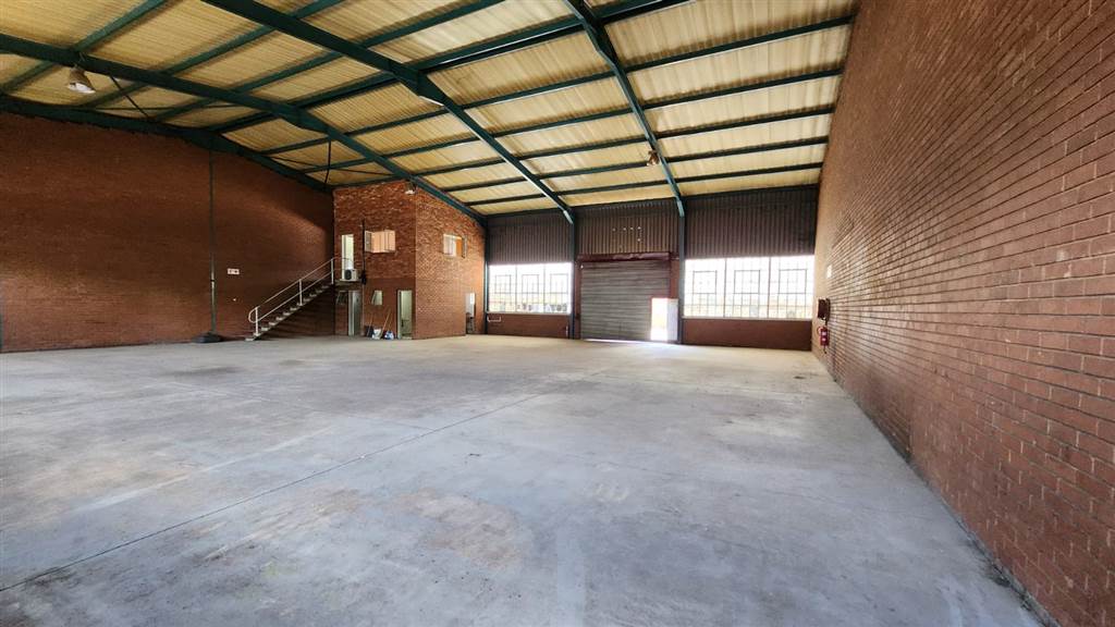 400  m² Industrial space in Pretoria West photo number 20