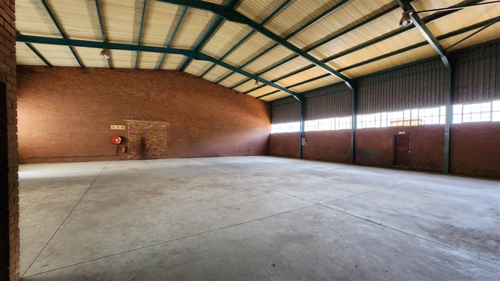 400  m² Industrial space in Pretoria West photo number 7