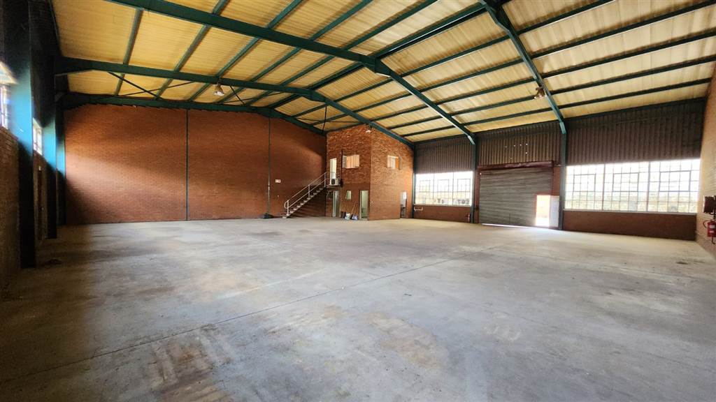 400  m² Industrial space in Pretoria West photo number 19