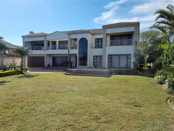 8 Bed House in Athlone Park