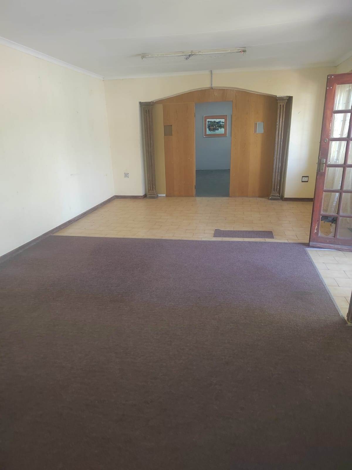 90  m² Commercial space in Krugersdorp Central photo number 3