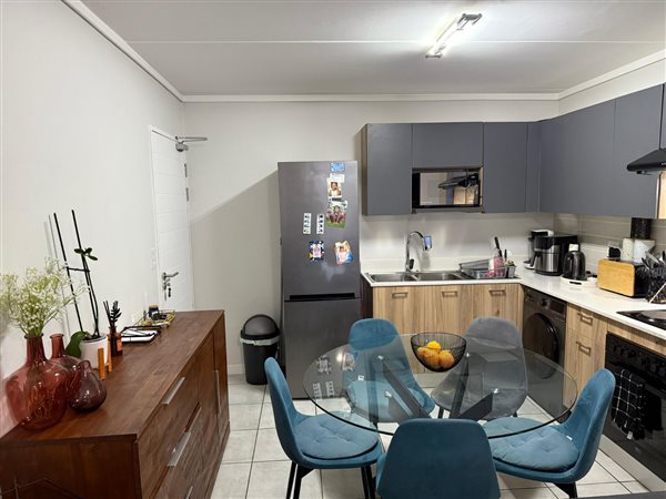 3 Bedroom Apartment 3 Bedroom Apartment