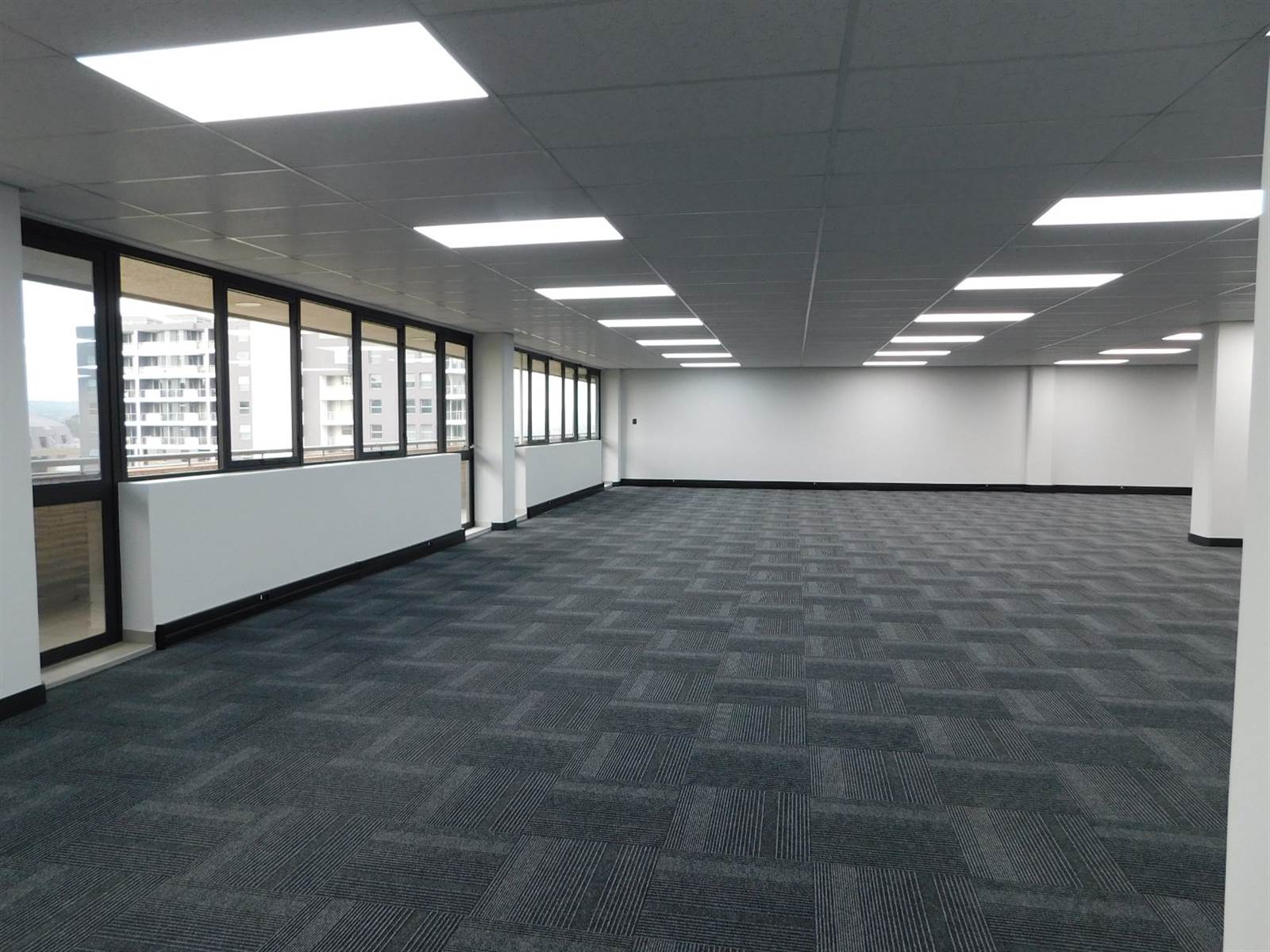 393  m² Office Space in Rosebank photo number 10
