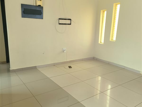 2 Bedroom House 2 Bedroom House
