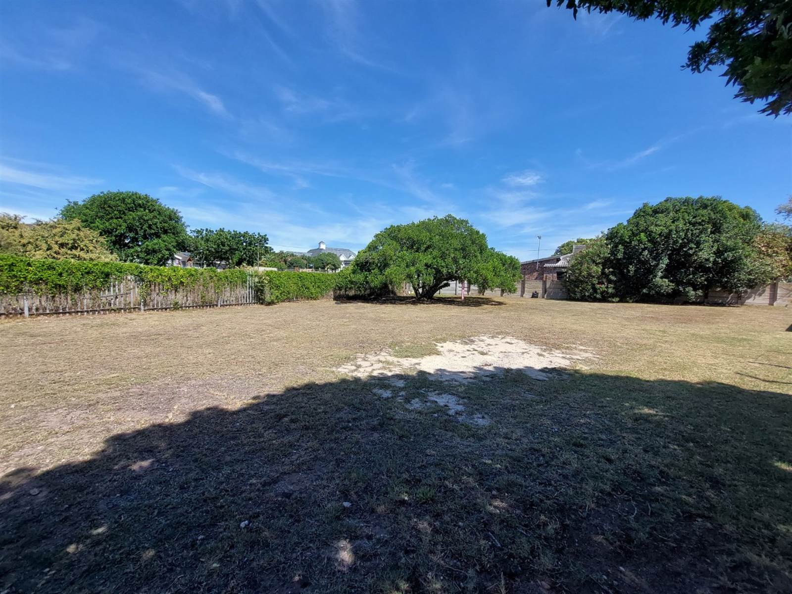 566 m² Land available in Aston Bay photo number 3