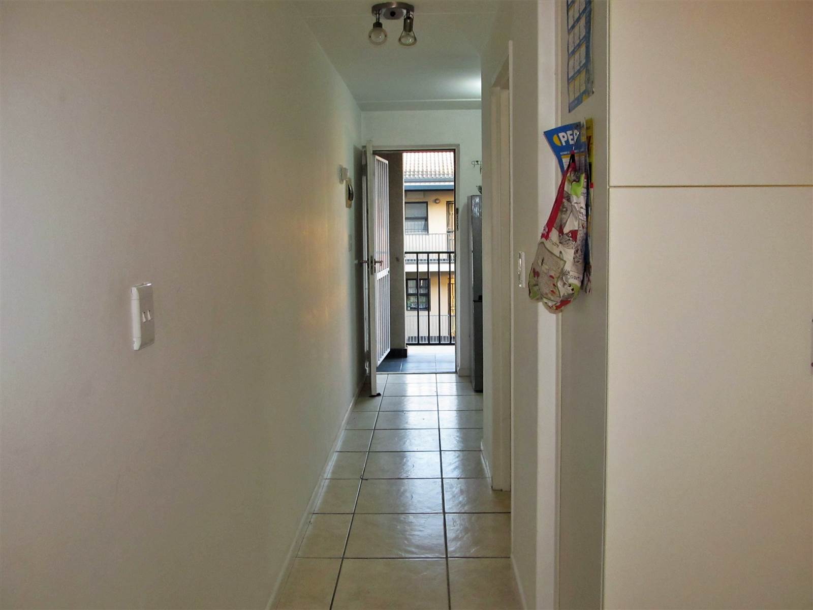 1 Bed House in Parow photo number 8