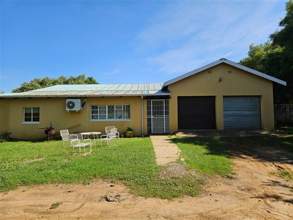 4 Bedroom House 4 Bedroom House