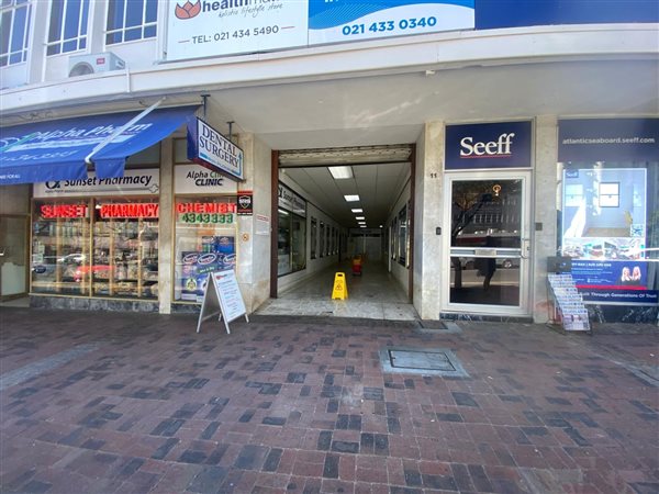 82 m² Commercial space 82 m² Commercial space