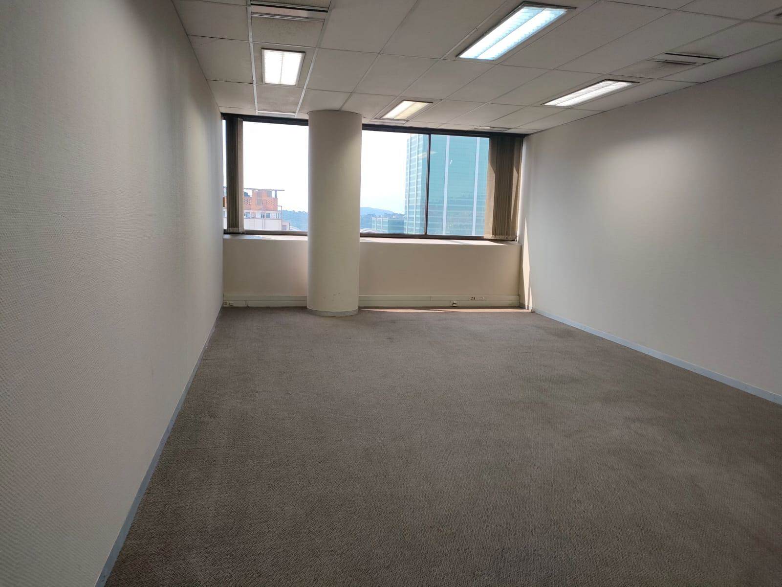 370  m² Commercial space in Pretoria Central photo number 10