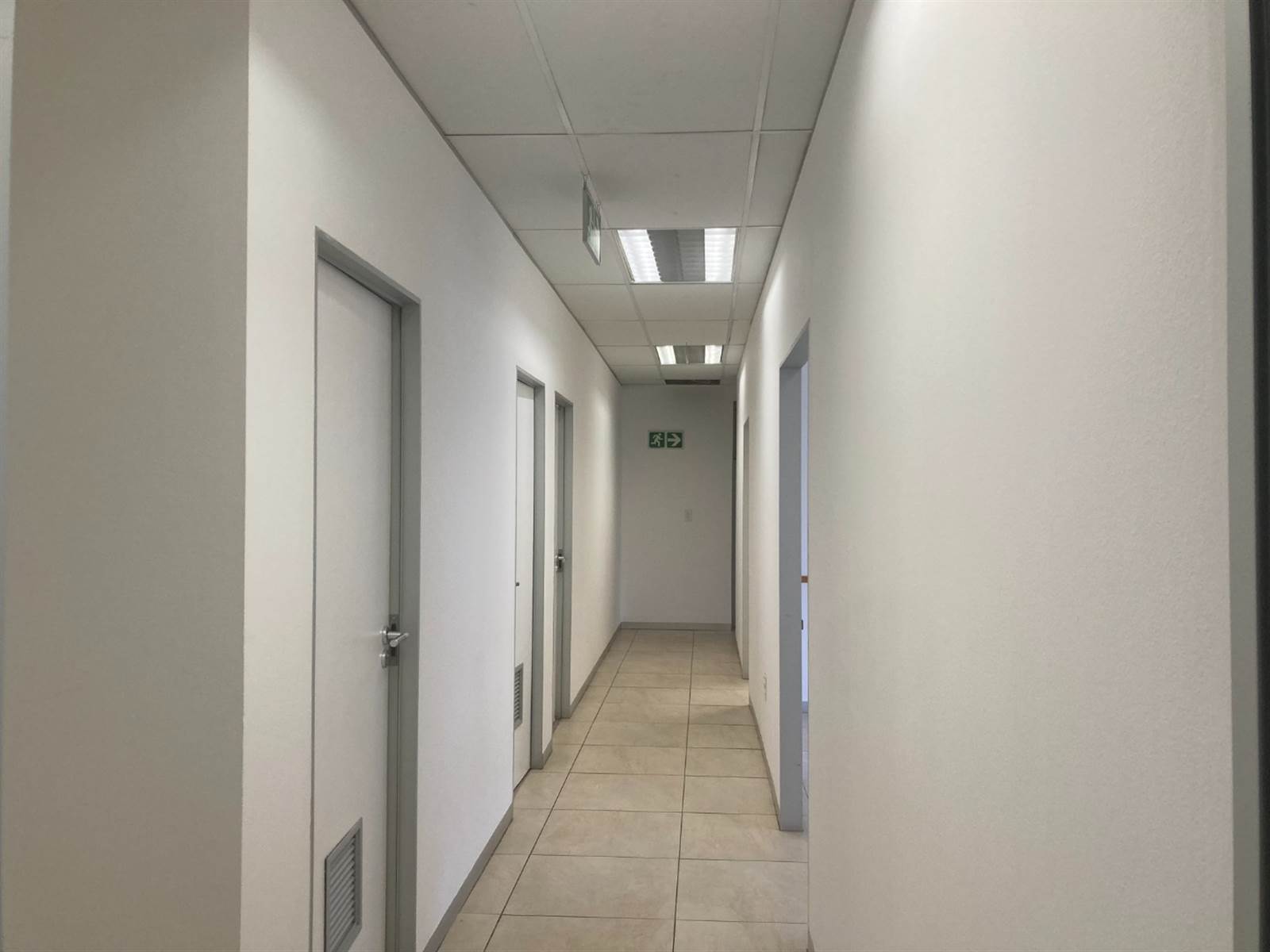 193  m² Commercial space in Rosebank photo number 5
