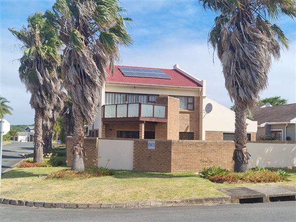 3 Bedroom House 3 Bedroom House