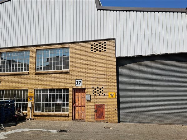 262  m² Industrial space