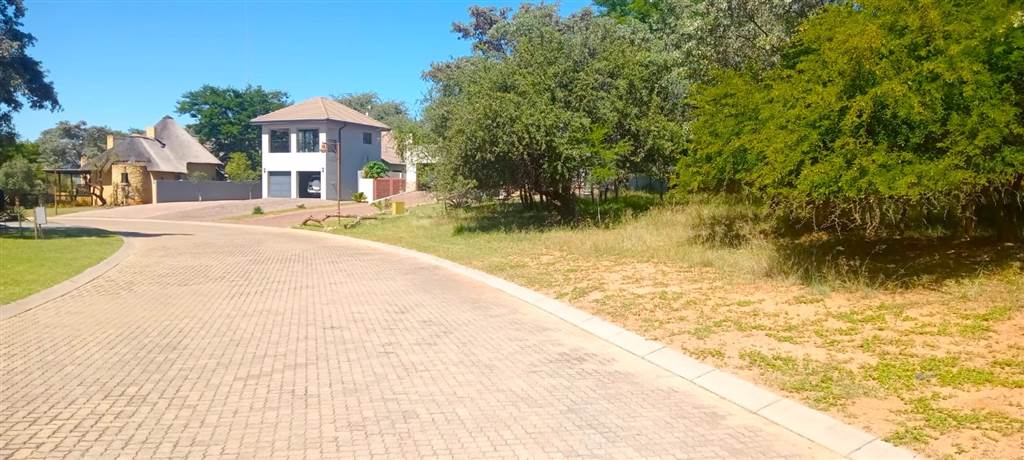 1082 m² Land available in Koro Creek Golf Estate photo number 4