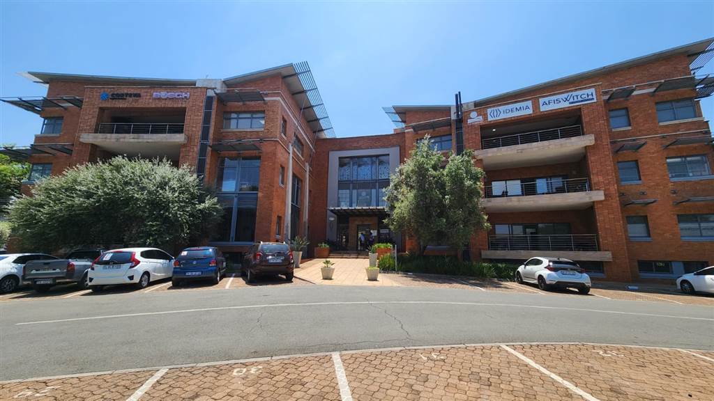 55  m² Commercial space in Centurion CBD photo number 1