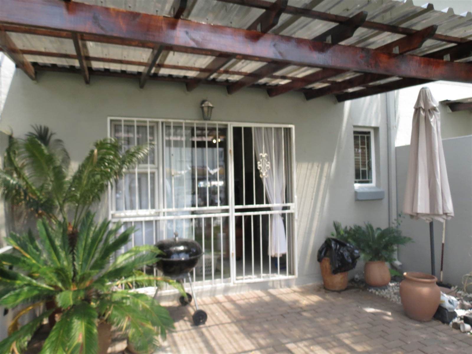 2 Bed Duplex in Greenstone Hill photo number 16