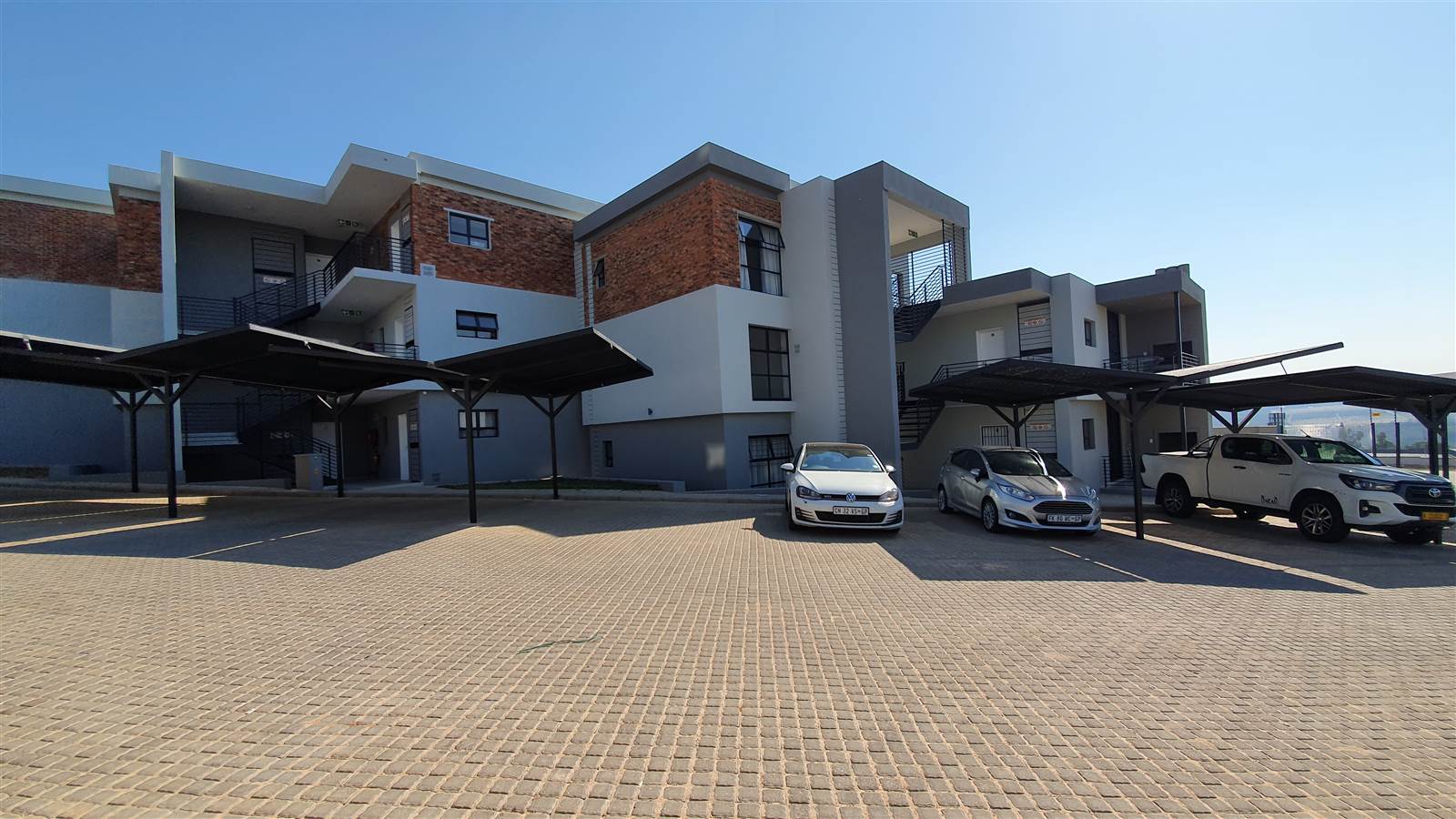 1 Bed Apartment in Nelspruit photo number 12