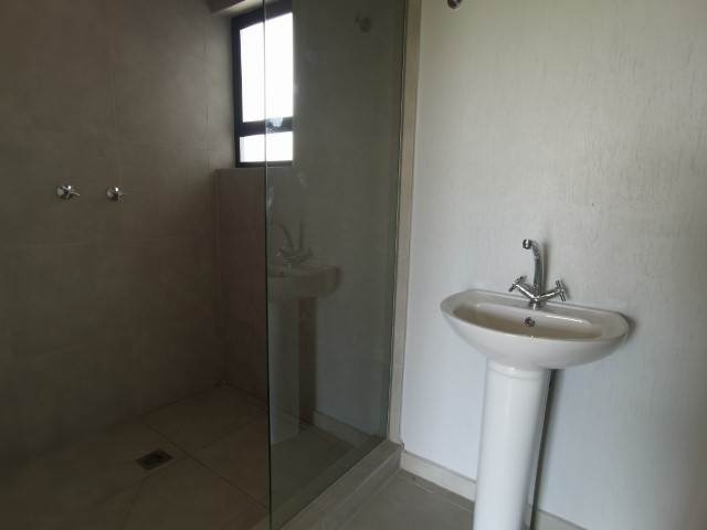 1 Bed Apartment in Nelspruit photo number 9