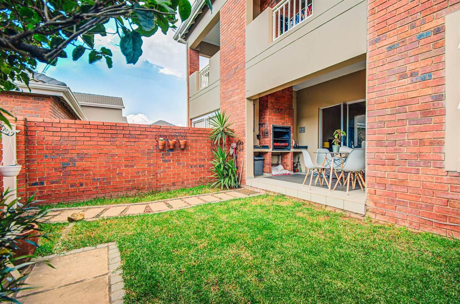2 Bed Townhouse in Bushwillow Park Estate photo number 7