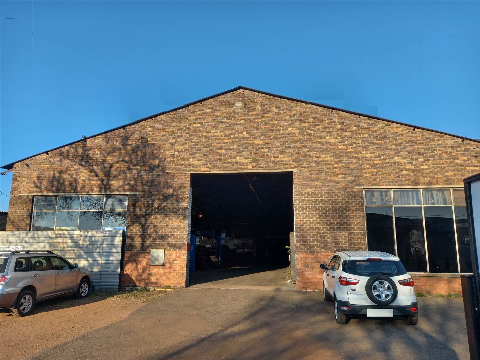 1000  m² Industrial space in Middelburg Central photo number 1